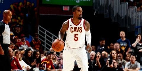 ドウェイン・ウェイドにスタメンの座を奪われた怒りを戦う意欲に変えるJR・スミス