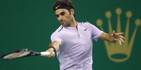 ナダルVSフェデラー 強烈なクロスを武器にフェデラーが第1セット先取[上海ロレックス・マスターズ]