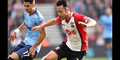 プレミアで再びキャプテンの吉田麻也。「そういう立場は自覚している」