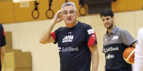 日本代表ヘッドコーチのフリオ・ラマスは「Bリーグと代表が融合して、一緒に成長していく」ことを強調