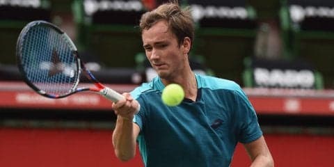 21歳のメドべデフが第1シードのカレーニョ ブスタを81分で撃破[クレムリン・カップ]