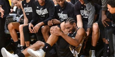 開幕2連勝と好スタートを切ったスパーズだが、開幕から欠場を続けるカワイ・レナードに重傷説が浮上