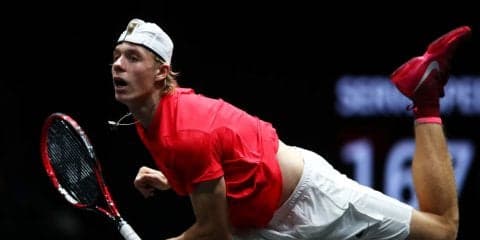 杉田VSシャポバロフ シャポバロフがサービスの調子を上げ杉田を圧倒し最終セットへ[スイス・インドア]