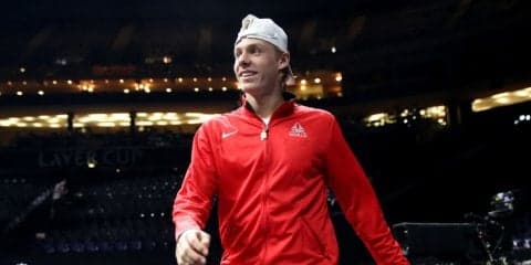 シャポバロフ、スーパーモデルと共演「みんな信じてくれなかった」