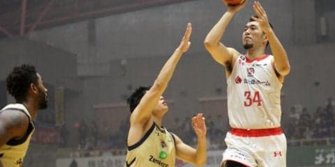 勝負の第4クォーターで失点わずか7、ダブルガードが機能した千葉ジェッツが琉球ゴールデンキングスを振り切る