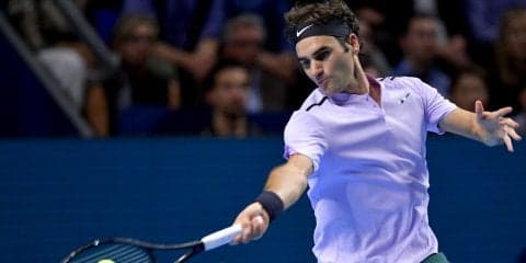 決勝戦フェデラーvsデル ポトロ、勝負の行方は最終セットへ。第2セットはフェデラーが取り返し[スイス・インドア]