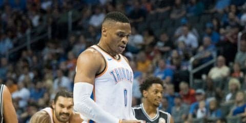 フリースローのルーティンを狂わせた『新ルール』に苦しむラッセル・ウェストブルック