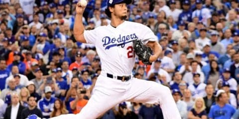 【MLBプレーオフ】ダルビッシュわずか4球で1失点、味方失策絡み初回2失点の苦しい立ち上がり