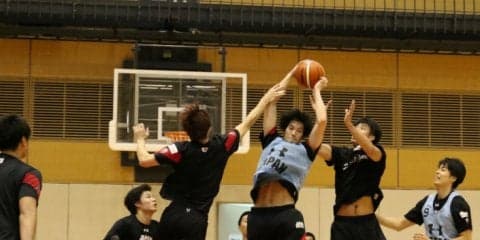 18人に絞られた男子日本代表が強化合宿を実施、指揮官は「ディフェンスをしてリバウンド取らないと勝てないぞ」と檄！