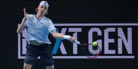 シャポバロフが「出来る限り多くのショットをフォアハンド」で繰り出し、準決勝へ望み[ネクストジェネレーション・ATPファイナルズ]