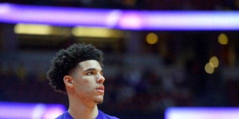 弟のリアンジェロが中国で逮捕、ロンゾ・ボールはレイカーズの司令塔としての役割に集中できるか