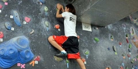 実際にウォールに登ってゴールを目指すのだ！【ボルダリング体験レポ〜初心者が一人前になるまで〜 #3】