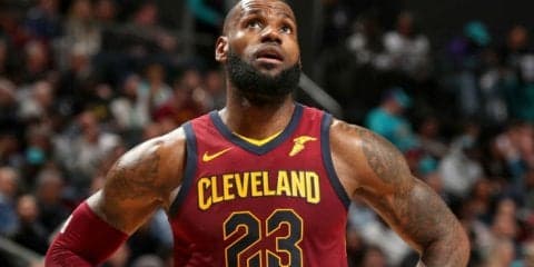 今シーズンも1試合平均38.1分の出場と負担の大きいキャバリアーズのレブロン・ジェームズ「アイザイア復帰で楽になる」