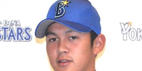 DeNA・山崎康晃、佐々木主浩と新旧大魔人2ショット「大魔人と小さな大魔人だ」