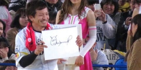 鷹ファンフェスに“画伯”現る…GG賞コンビ松田＆甲斐の“絵心”にファン騒然