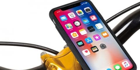 iPhone Xを独自のロックシステムで固定する自転車ホルダー発売