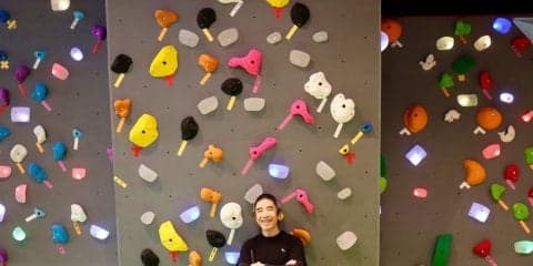 光と音で教えてくれる「みちびクライミング」が登場