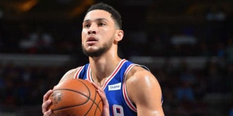 『超新星』ベン・シモンズがまたも記録的活躍、1試合30得点18リバウンド超え