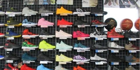 Let's運動不足解消！バスケ専門ショップに行ってみたら、バッシュを選ぶだけで一苦労＆楽しかった話（前編）