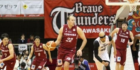 川崎ブレイブサンダース、三河のハイパワーオフェンスを封じ込んで連敗ストップ