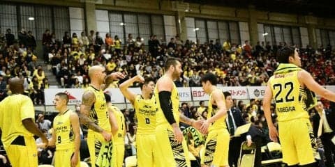 サンロッカーズ渋谷、千葉ジェッツのトランジションを封じる堅守で破竹の10連勝