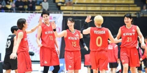 笑顔に満ちたWリーグオールスター、渡嘉敷来夢が攻守に活躍しチームEASTが勝利