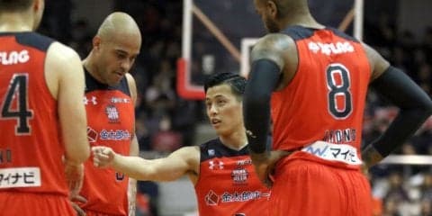 千葉ジェッツ、得意の堅守速攻が炸裂し川崎ブレイブサンダースに22点差の圧勝