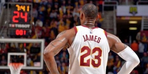 ベストシーズンを送るレブロン・ジェームズ「次世代のため固定観念を打破したい」