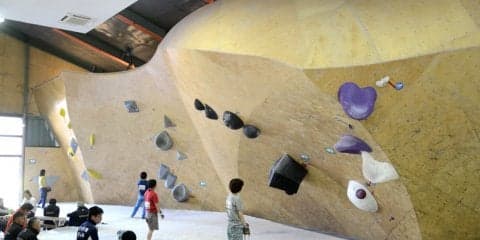 本戦行きのチケットを懸け、第13回ボルダリングジャパンカップ一般参加選手選考会が開催