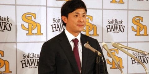 ホークス江川、2年連続200万円減でサイン　「ひと花咲かせられるように」