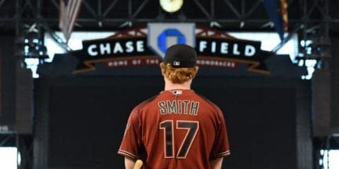 【MLB】感動Xマスプレゼントに号泣、Dバックス新人野手が契約金で実家ローン完済