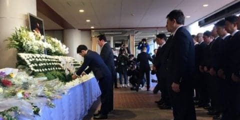 楽天梨田監督、星野氏は「偉大すぎる大先輩」　日本一へ「その道を辿っていく」