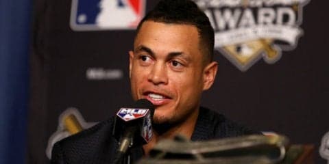 【MLB】59発スタントンの凄すぎる肉体　衝撃自主トレ風景を公開「ビーストモード」