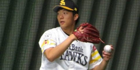 「1番凄い」千賀も絶賛　ホークス9年目、158キロの育成左腕に覚醒の予感