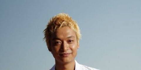 香取慎吾と深田恭子、パジャマで微笑み合う写真に大反響