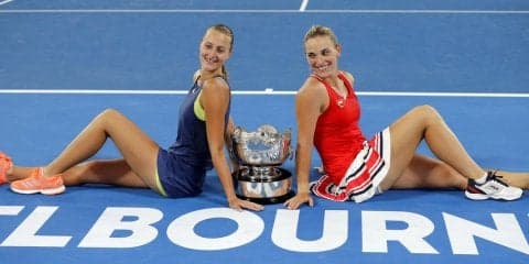 女子ダブルス、バボス／ムラデノビッチペアがストレートで優勝[全豪オープン]