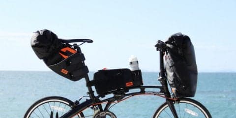 小径車のサドル＆ハンドル周りを活用できる大容量バッグ2種発売