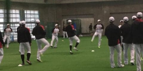 ロッテ、キャンプ2日目スタート　4選手が早朝打撃練習を開始