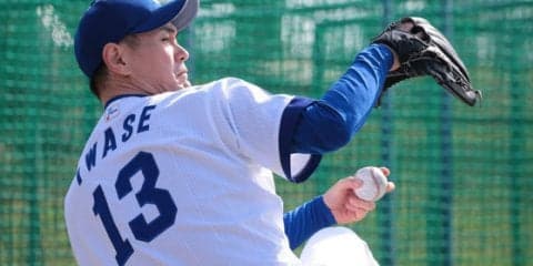 球界最年長左腕の中日・岩瀬が初ブルペンで33球　「状態はまずまず」