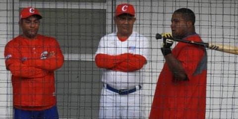 鷹デスパイネ「少し痛い」、カリビアンS第2戦欠場　初戦で右ふくらはぎ負傷