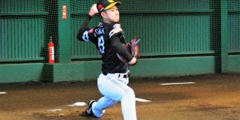 「今季中に絶対1軍で」-　手術回避の鷹18歳左腕が待望のブルペン入り