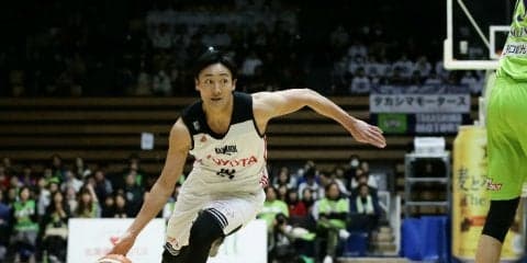 堅守を軸に抜け目のなさが光ったアルバルク東京、北海道に完勝し前日の雪辱