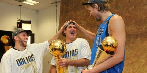 低迷するマーベリックスが名門や強豪を上回りホーム観客動員数No.1の『謎』