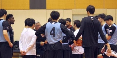 問われる指揮官のマネジメント能力、ケガ人続出の日本代表はどんなチームに？