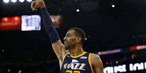 ジャズのタボ・セフォローシャ、新戦力ジェイ・クラウダーの父親とプレーしていた