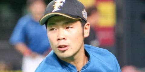 大きな意味持つ“捕手復帰”　「4割打者」ハム近藤、紅白戦で2年ぶりマスク