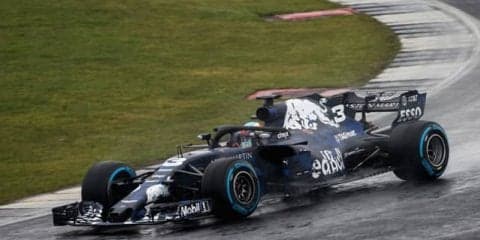 【F1】レッドブル、“スペシャルカラー”で2018年マシンを公開