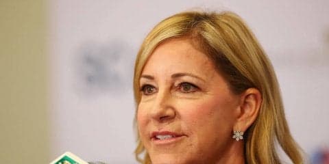 クリス・エバートは、セレナがマーガレット・コートの記録を近いうちに破ると予想