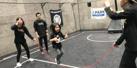 子どもの新しい体験に「ダブルダッチ」！新感覚スポーツをプロから習う1dayレッスン