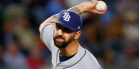 【MLB】曲がりすぎるスライダー!?　“究極のバックドア”に騒然「魔法」「ヤバイ」